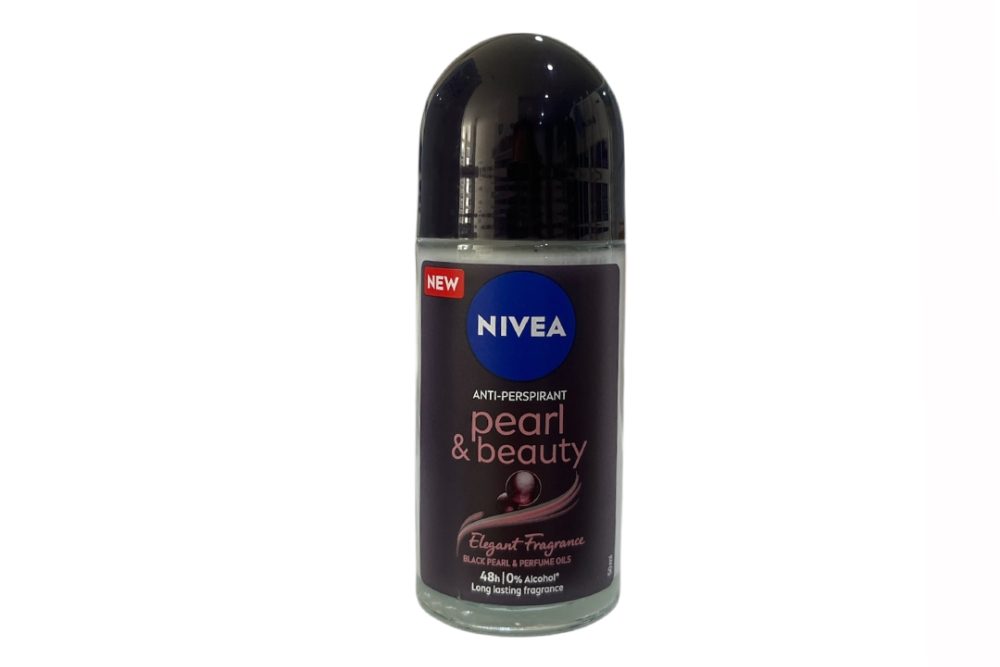 NIVEA Pearl & Beauty Black Pearl – Antiperspirant Roll-On