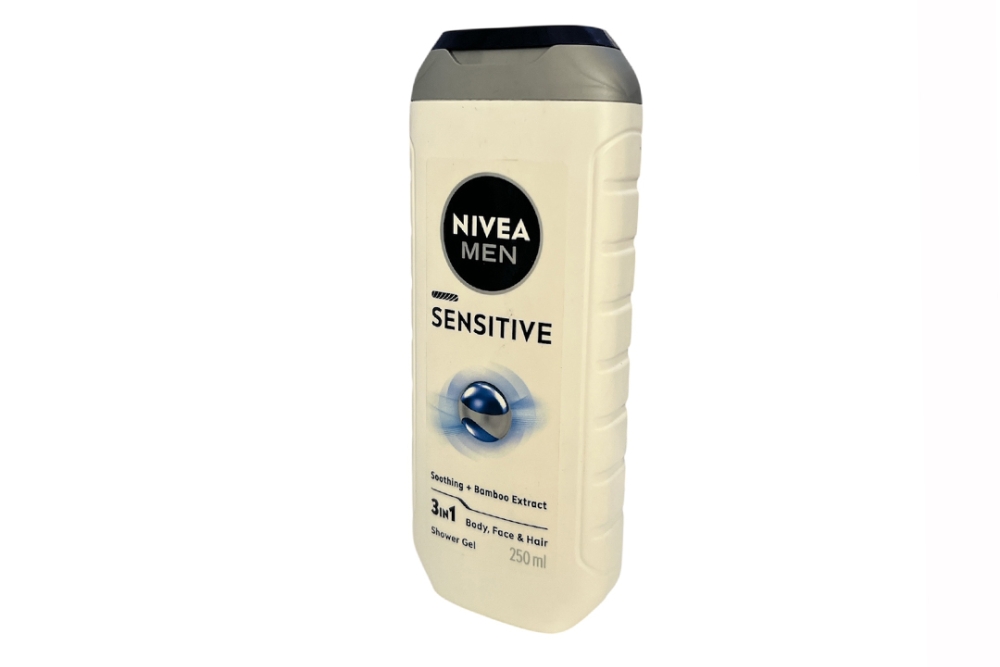 NIVEA MEN Sensitive Shower Gel – Bamboo Extract 